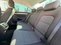 2022 Volkswagen Passat 140TSI Business