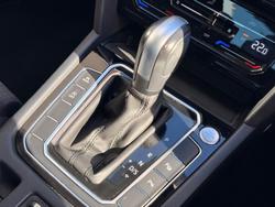 2022 Volkswagen Passat 140TSI Business