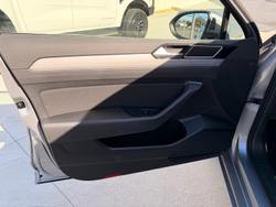 2022 Volkswagen Passat 140TSI Business