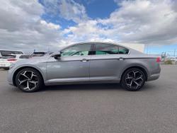 2022 Volkswagen Passat 140TSI Business