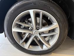 2021 MG HS Essence X SAS23 MY21 AWD White