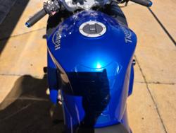 2007 Triumph SPRINT ST Blue