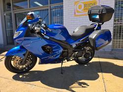 2007 Triumph SPRINT ST Blue