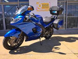 2007 Triumph SPRINT ST Blue