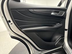 2022 MG HS Plus EV Essence