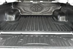 2020 Toyota Hilux SR5