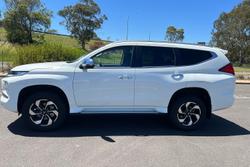 2024 Mitsubishi Pajero Sport