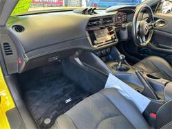 2023 Nissan Z Proto Z34 MY23 Ikazuchi Yellow with Super Black Roof