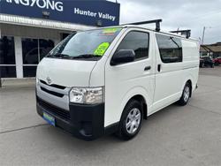 2016 Toyota Hiace
