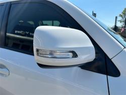 2012 Toyota Landcruiser GXL VDJ200R MY12 4X4 Constant Glacier White