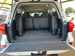 2012 Toyota Landcruiser GXL