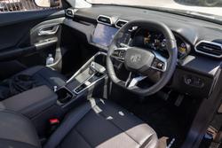 2025 MG ZS Essence Turbo