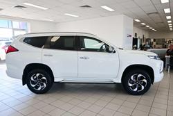 2024 Mitsubishi Pajero Sport GLS