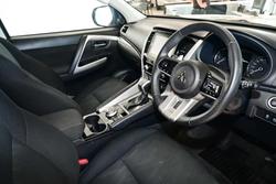 2024 Mitsubishi Pajero Sport GLS