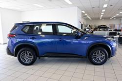 2024 Nissan X-TRAIL ST