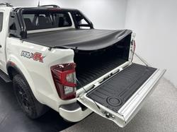 2021 Nissan Navara PRO-4X