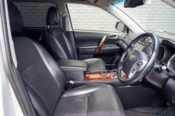 2012 Toyota Kluger Grande