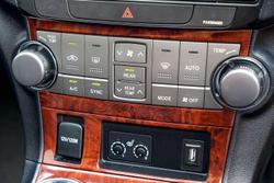 2012 Toyota Kluger Grande