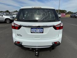 2015 Isuzu MU-X LS-M