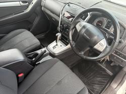 2015 Isuzu MU-X LS-M