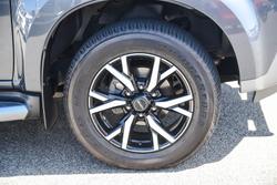 2021 Isuzu
                MU-X LS-T