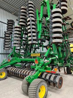 2022 John Deere H561 Air Hoe Drill