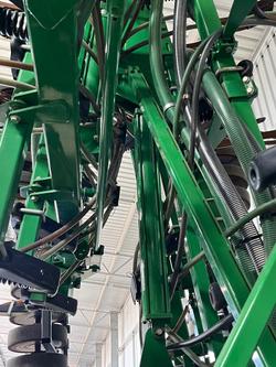 2022 John Deere H561 Air Hoe Drill