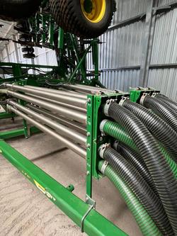 2022 John Deere H561 Air Hoe Drill