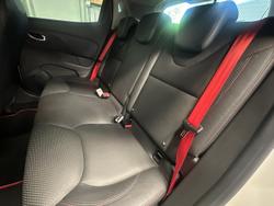 2015 Renault Clio R.S. 220 Trophy