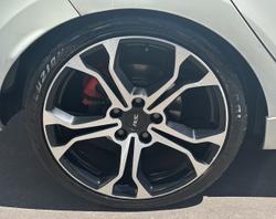 2015 Renault Clio R.S. 220 Trophy