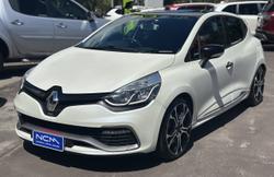 2015 Renault Clio R.S. 220 Trophy