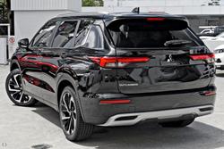 2025 Mitsubishi Outlander Aspire