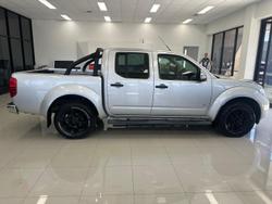 2014 Nissan Navara ST-X 550 D40 Series 5 4X4 Dual Range Silver Lightning