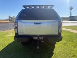 2021 Isuzu D-MAX LS-U