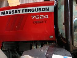 0 Massey Ferguson 7624 Red