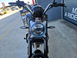 2023 CFMOTO 300 CL-X White