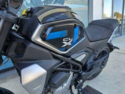 2023 CFMOTO 300 CL-X White