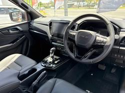 2025 Isuzu D-MAX BLADE