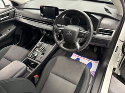 2023 Mitsubishi Outlander ES