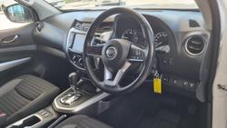 2020 Nissan Navara ST