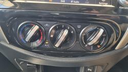 2020 Nissan Navara ST