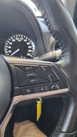 2020 Nissan Navara ST