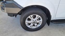 2020 Nissan Navara ST