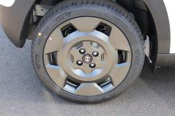 2025 Hyundai INSTER Cross