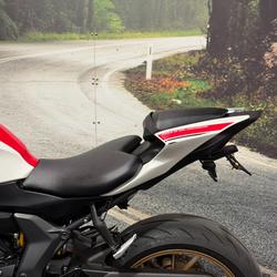 2021 Yamaha YZF-R7LA White