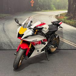 2021 Yamaha YZF-R7LA White