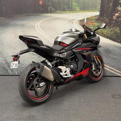 2024 CFMOTO 2024 Cf Moto 450CC 450SR ABS ROAD White