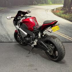 2008 Honda CBR1000RR (FIREBLADE) Maroon