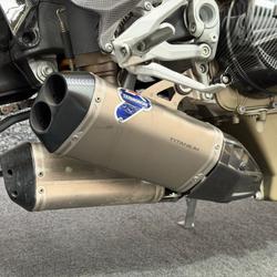 2021 DUCATI STREETFIGHTER V4 S Red