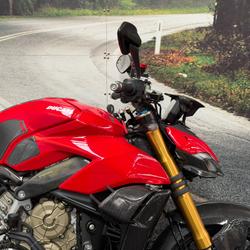 2021 DUCATI STREETFIGHTER V4 S Red